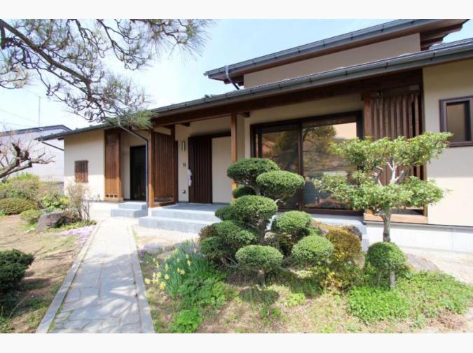 家族の歴史を受け継いでいく純和風空間のあるおうち 塩尻市の施工例 株 木族の家 ココスマ注文住宅 長野県の新築一戸建て 家族の歴史を受け継いでいく純和風空間のあるおうち 塩尻市の施工例 株 木族の家 ココスマ注文住宅 長野県の新築一戸建て