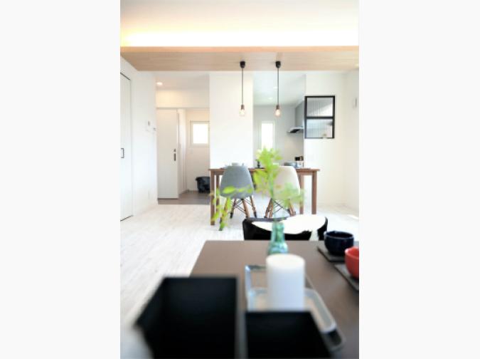 Unite House 岡谷長地モデル 岡谷市の施工例 株 ハウジングカフェ ココスマ注文住宅 長野県の新築一戸建て
